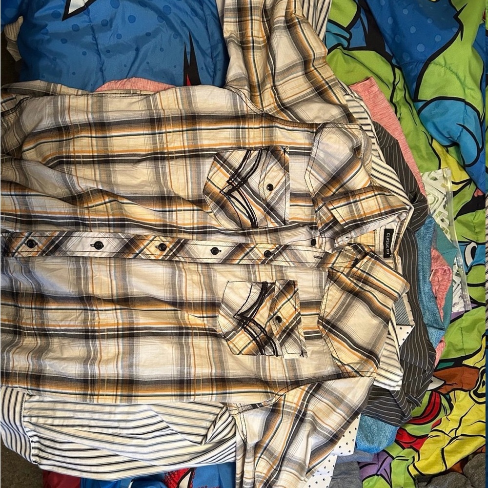 8 button up shirts